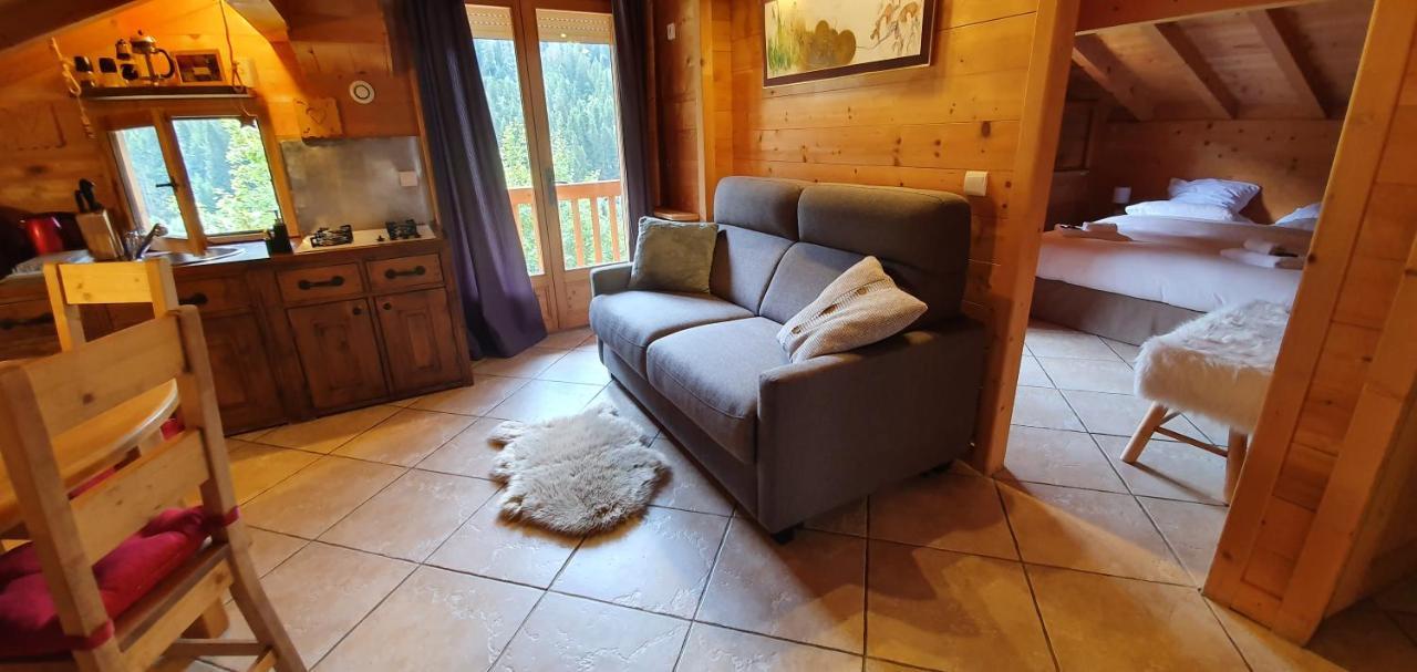 Bienvenue Dans Notre Chalet! Appartement Les Sitelles رون - ألب المظهر الخارجي الصورة